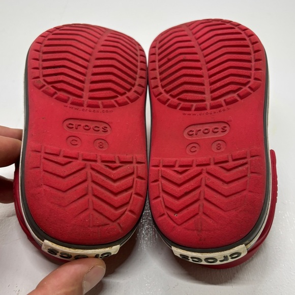 Kids Crocs red with white stripe size 8 - Picture 9 of 12